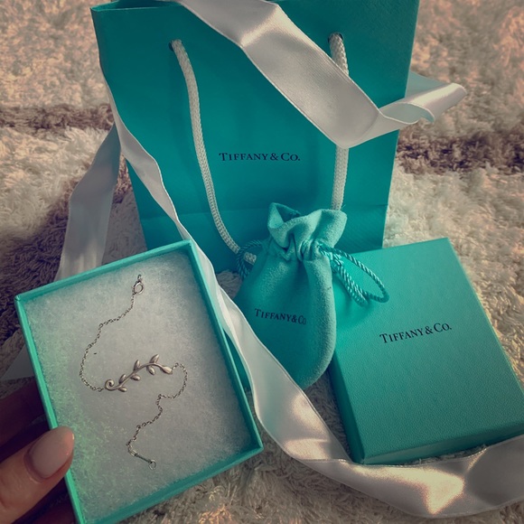 Tiffany & Co. Jewelry - **SOLD** Tiffany & Co Olive Leaf Vine Bracelet Sm.